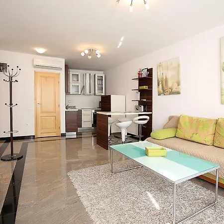 Apartment Stadthaus Briski Opatija